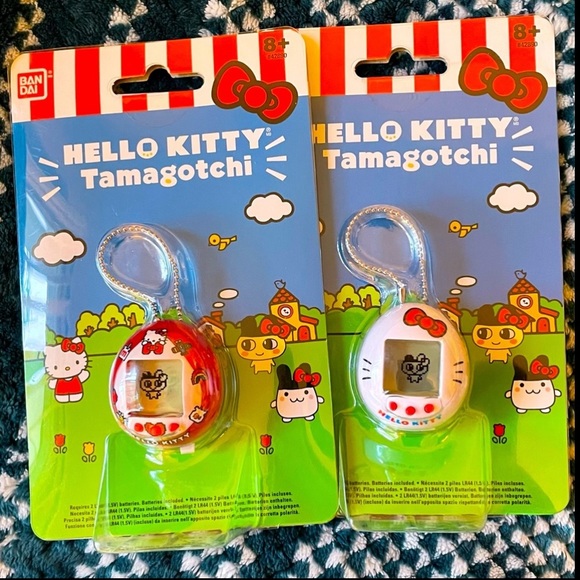 Hello Kitty Other - NWT♥️🤍Hello Kitty Tamagotchi bundle  😻👾☁️